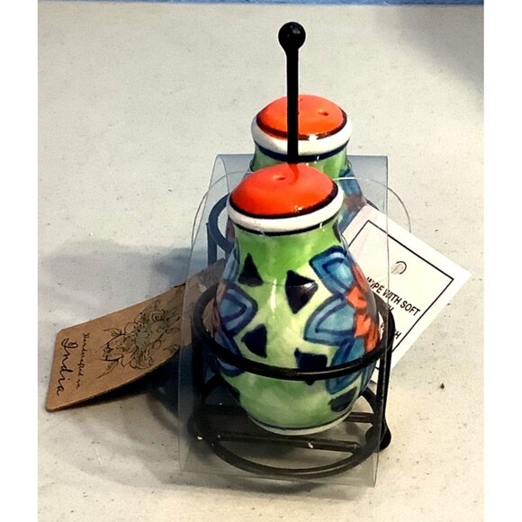 Salt and Pepper Shaker Hand Painted Iron Holder Handcrafted  India Ceramic - Picture 5 of 7